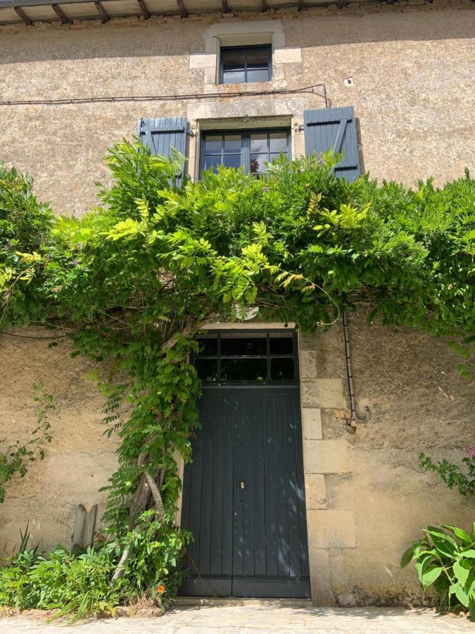 Bed and Breakfast Le Petit Manoir Brux Exteriér fotografie